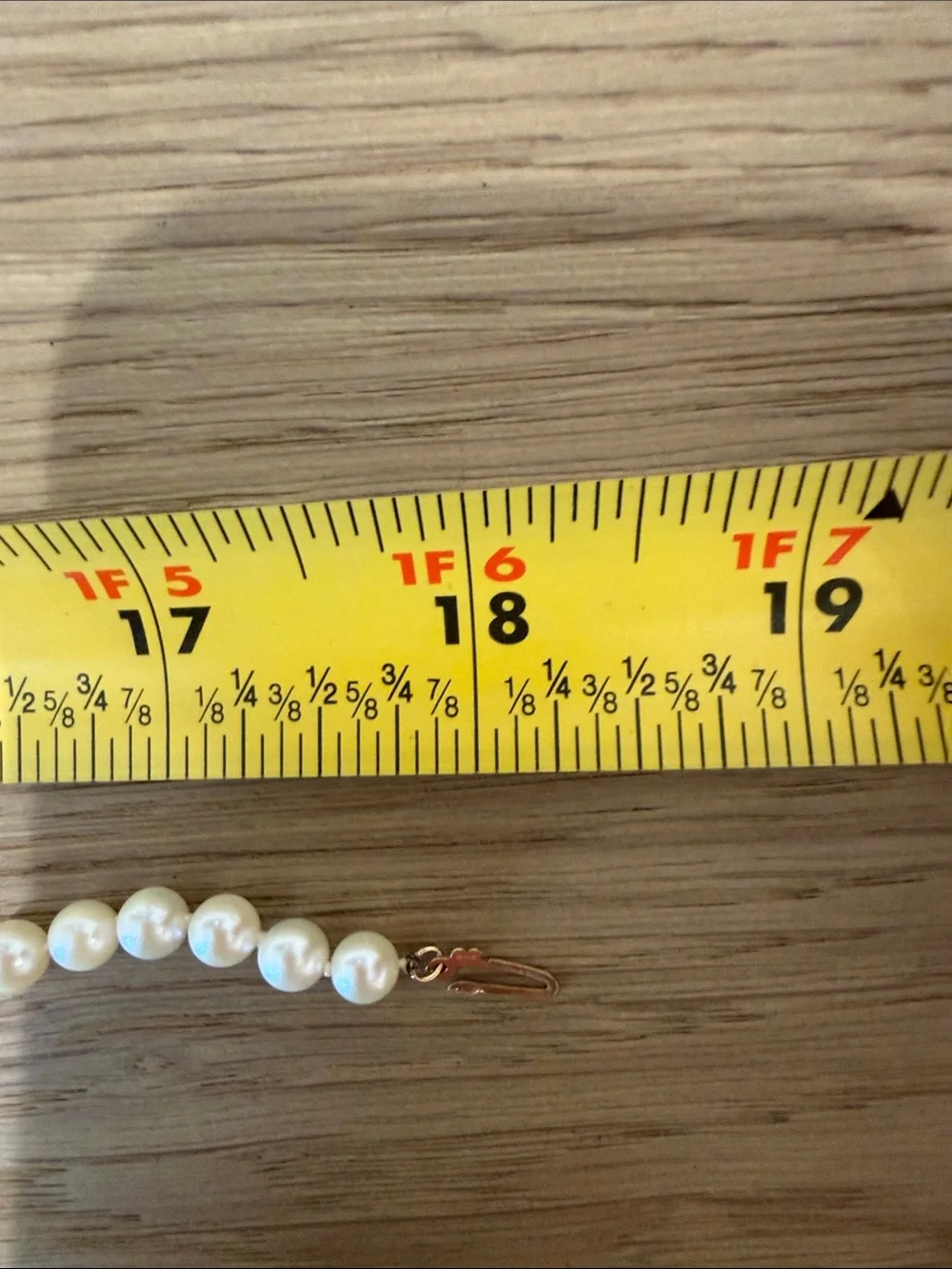 Saks Fifth Avenue White Pearl Necklace with Gold Clasp